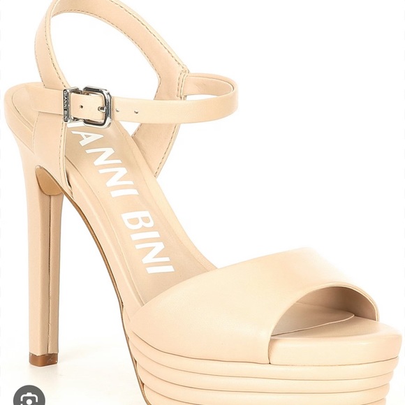 Gianni BINI nude colored platform heels - Picture 2 of 10